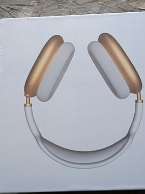 Airpod Max Wireless Over-Ear Headphones - Gold and White